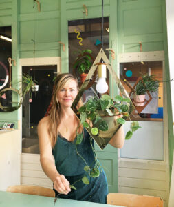 VECHTCLUB - Atwl-janneke-planthangerlamp - janneke van der heijden
