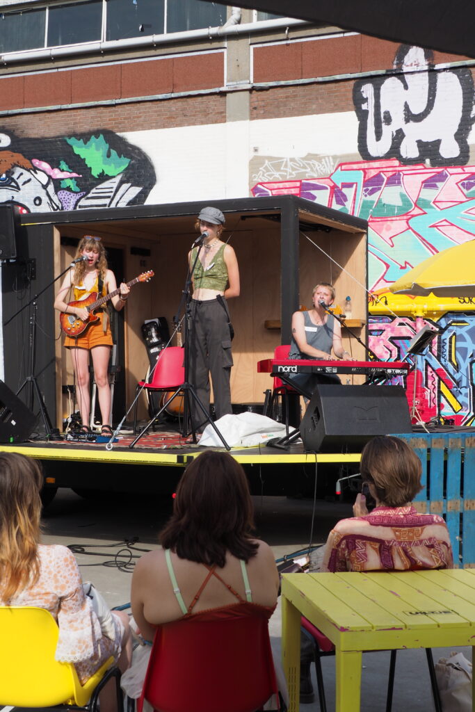 VECHTCLUB - Olympus digital camera