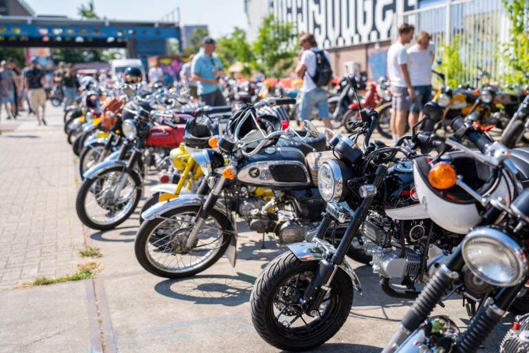 VECHTCLUB - 1fca0626bd6d4f579f955d73b4fa0fd1